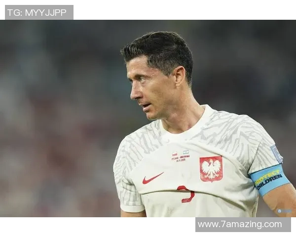 足球场上的32号球星是谁 他的辉煌成就与背后故事揭秘